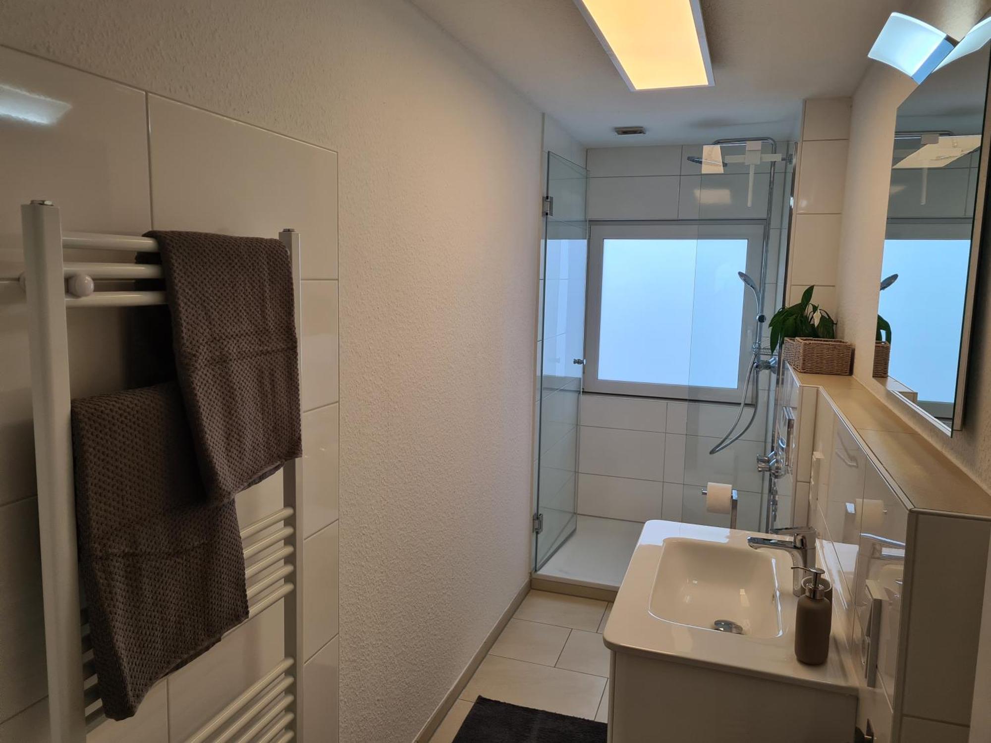 Ferienwohnung In Erftstadt 2 Min Fusslaeufig Zum Bahnhof, Phantasialand, Koeln, Koeln Messe, Eifel Ngoại thất bức ảnh